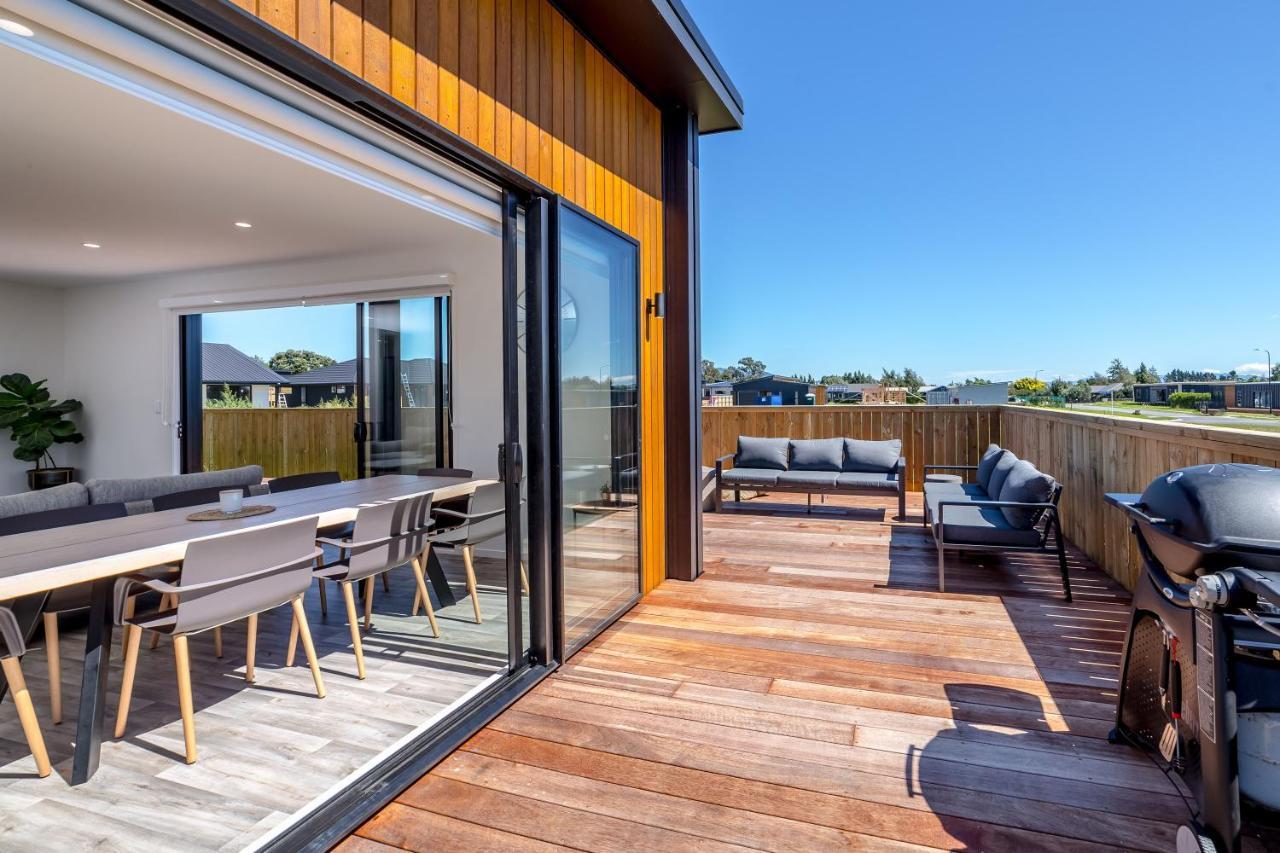 Hey Syrah Syrah! Villa Martinborough Exterior photo