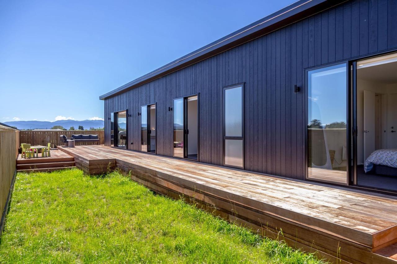 Hey Syrah Syrah! Villa Martinborough Exterior photo